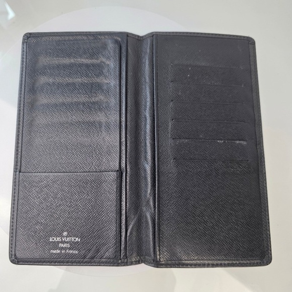 Louis Vuitton Brazza Taiga Wallet long Bifold Leather Black Slim - Picture 4 of 16